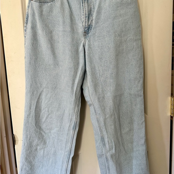 Abercrombie Light Blue Jeans - Picture 4 of 8